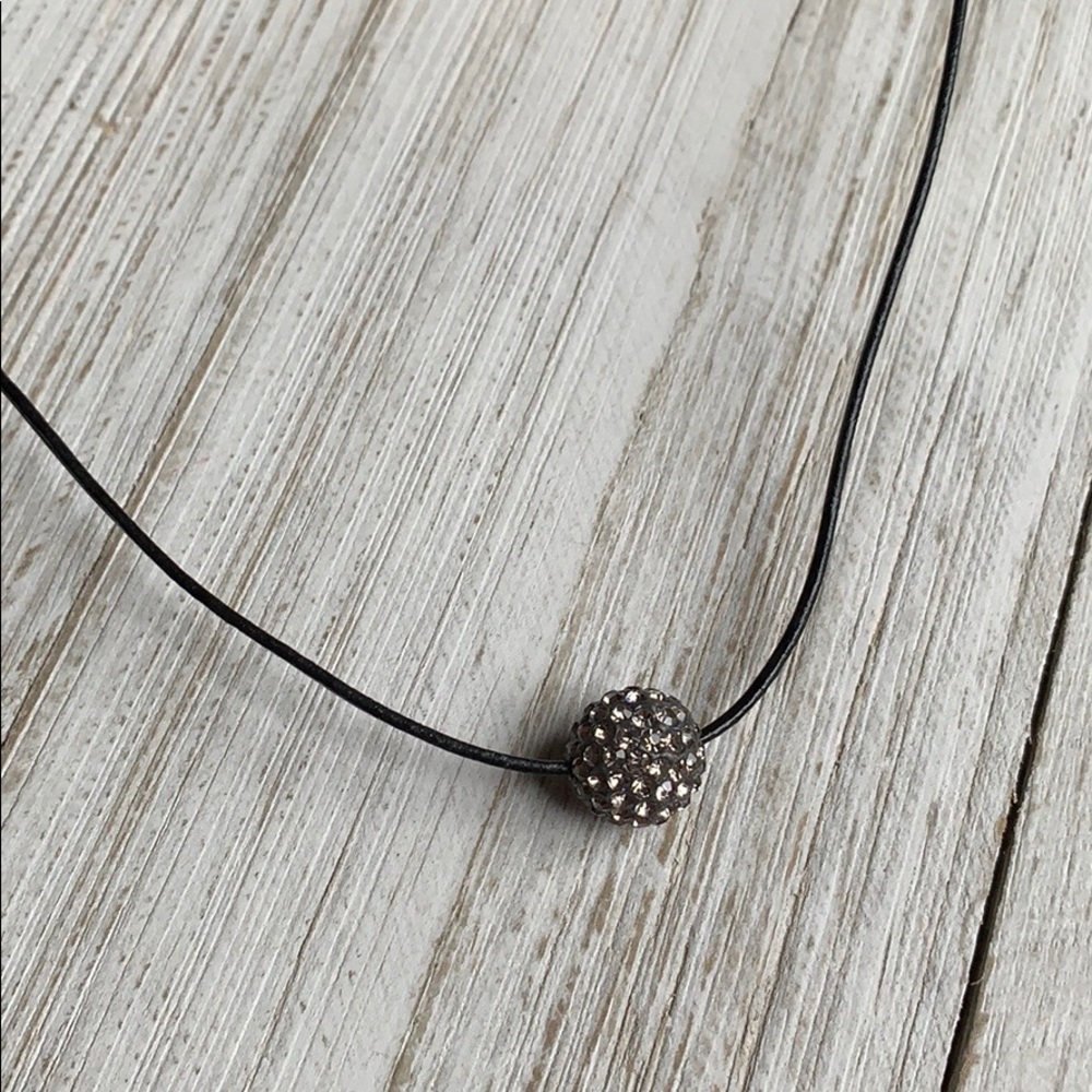 Gunmetal Crystal & Leather Cord Necklace NEW - Picture 2 of 4